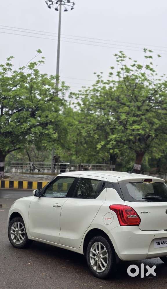 Maruti Suzuki Swift 1.3 Zxi, 2020, Petrol