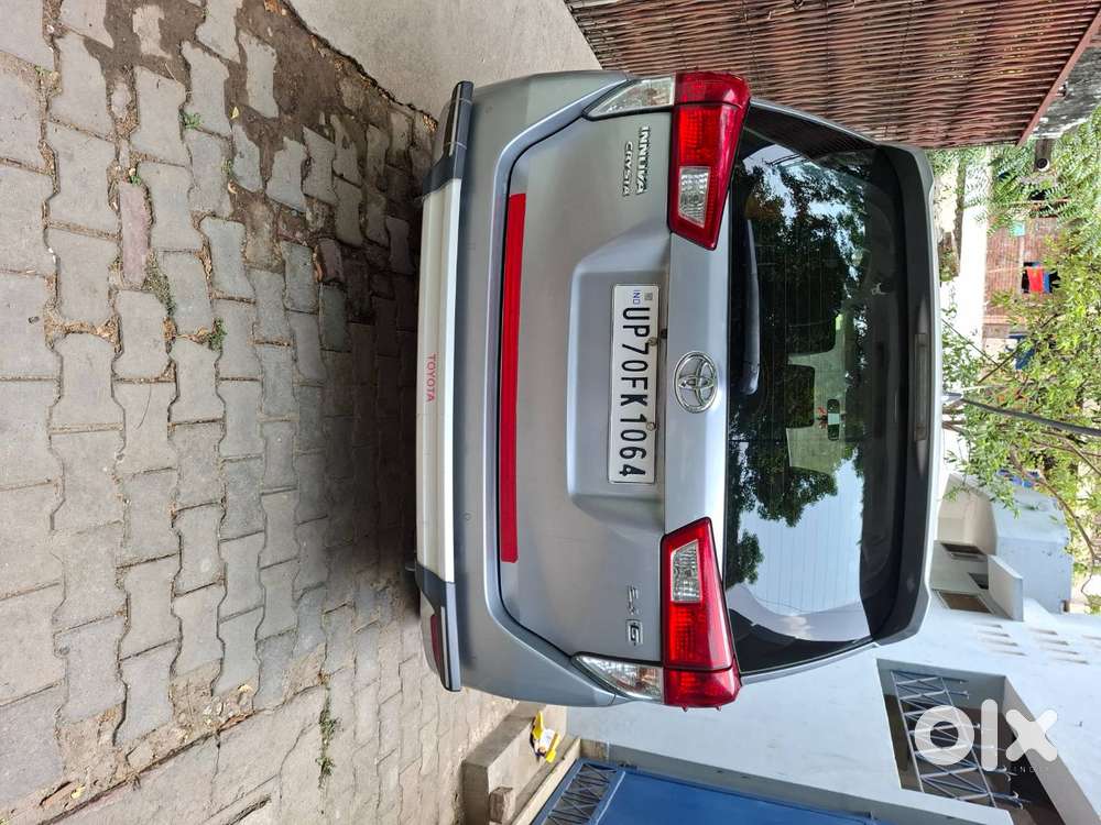 August 2020 Innova Crysta In Perfect Condition New Tyres And Battery