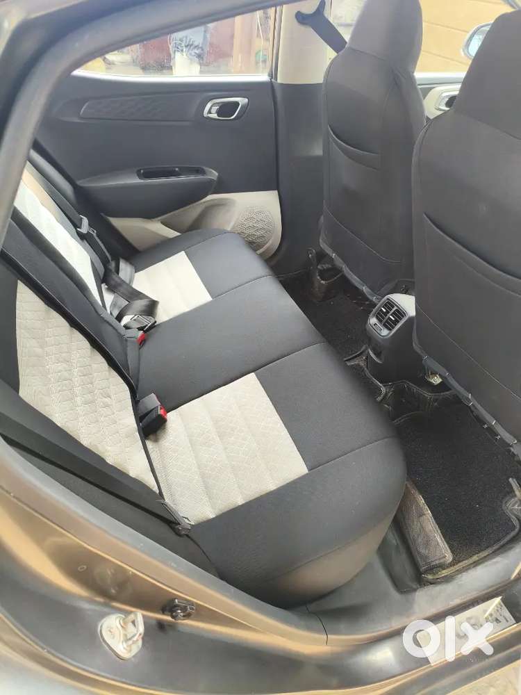 Hyundai Aura Petrol 2021 Manual