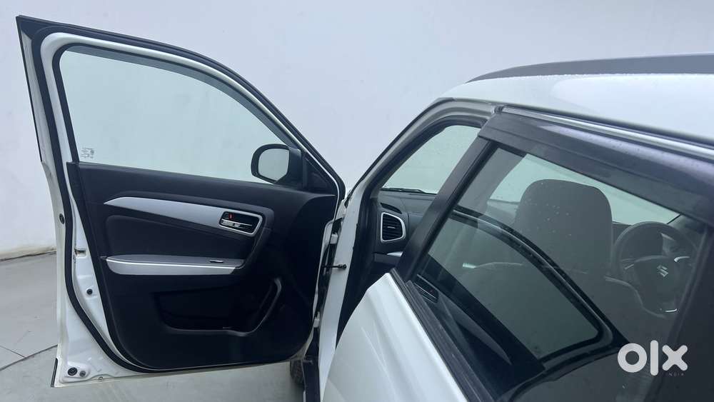 Maruti Suzuki Vitara Brezza 1.5 Zxi At, 2021, Petrol