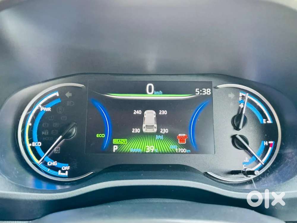 Toyota Innova Hycross, 2026, Petrol