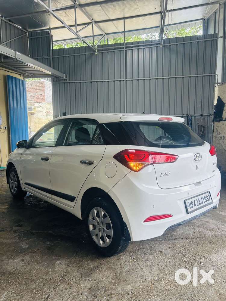 Hyundai I20 Sportz Plus, 2016, Petrol
