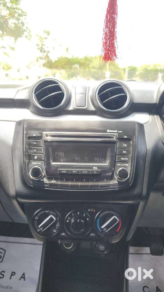 Maruti Suzuki Swift Vxi Abs Bsiv, 2020, Petrol