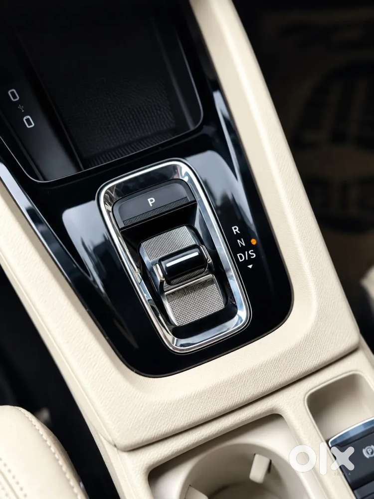 Skoda Octavia 2.0 Style Tsi At, 2022, Petrol