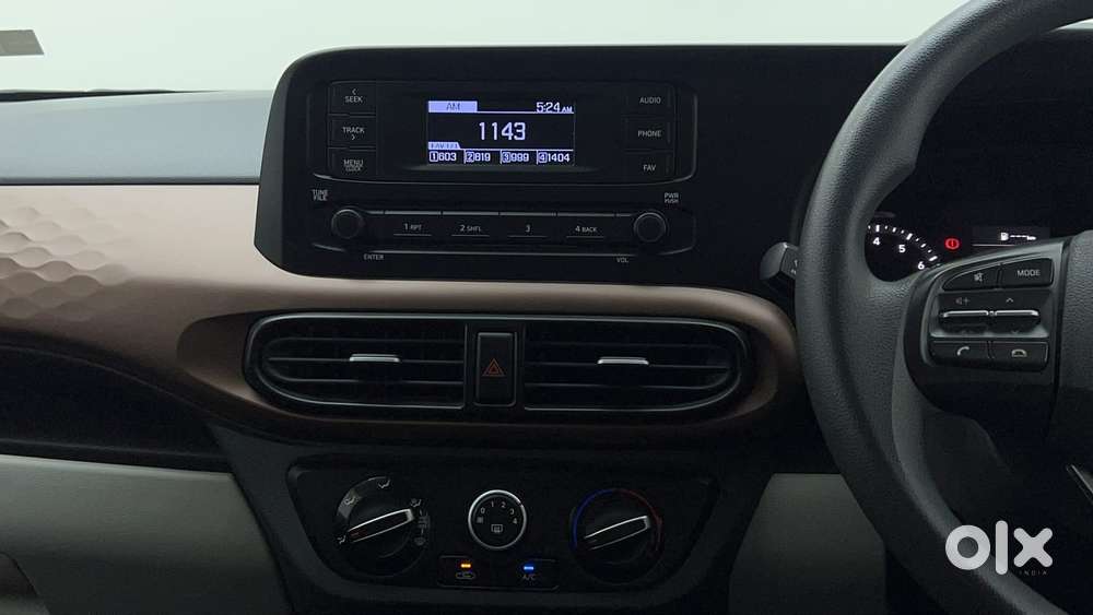 Hyundai Aura [2023-ongoing] 1.2 S Petrol Manual, 2025, Petrol