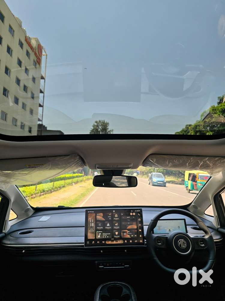 Mg Windsor Ev Essence, 2025, Electric