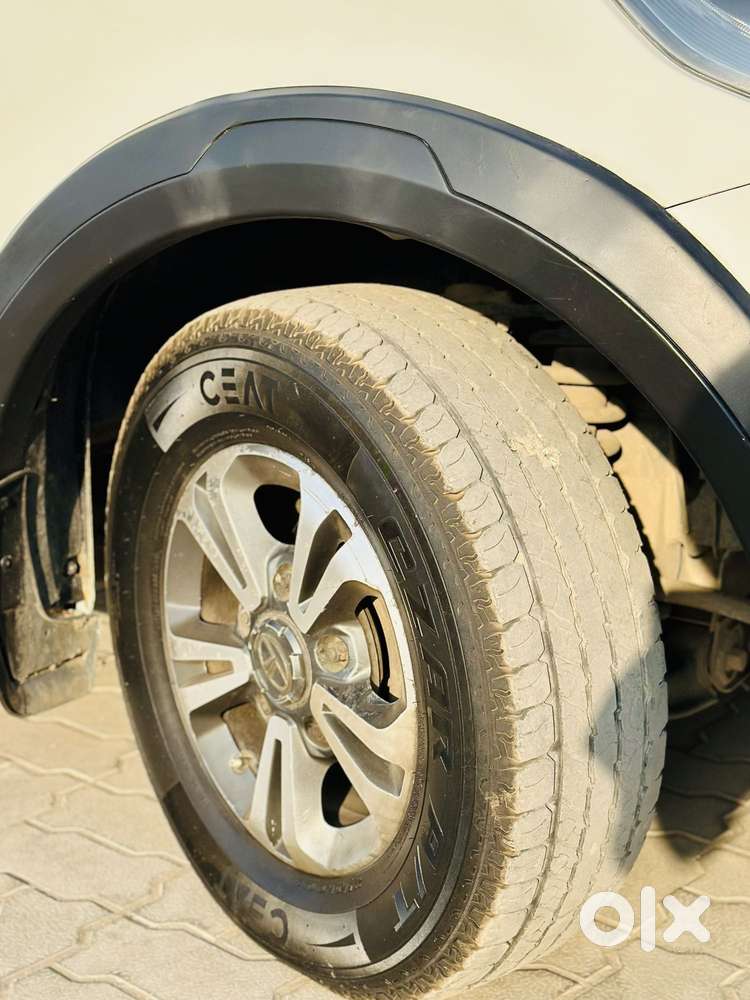 Tata Hexa 2.2 Xe 4x2 7 Str, 2019, Diesel