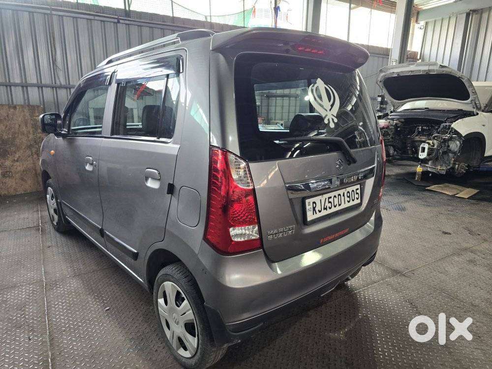 Maruti Suzuki Wagon R Vxi Amt Opt, 2018, Petrol