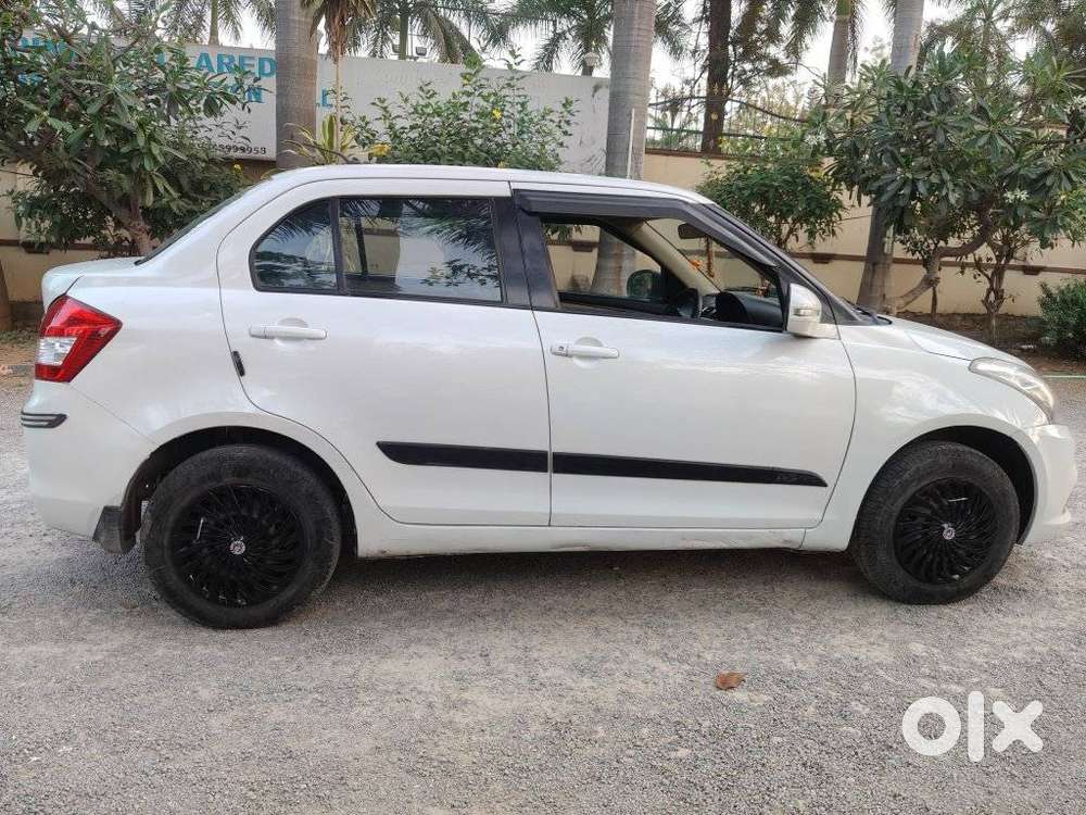 Maruti Suzuki Swift Dzire Vdi Bsiv, 2015, Diesel