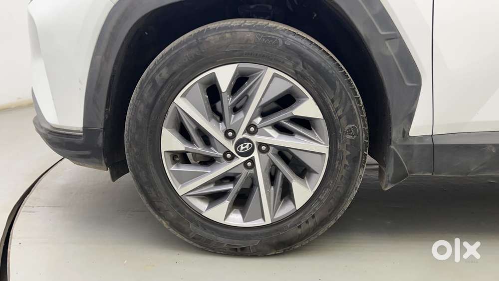 Hyundai Tucson 2.0 Signature Petrol At, 2023, Petrol