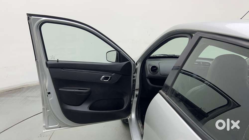 Renault Kwid 1.0 Rxt Sce Special (o), 2018, Petrol