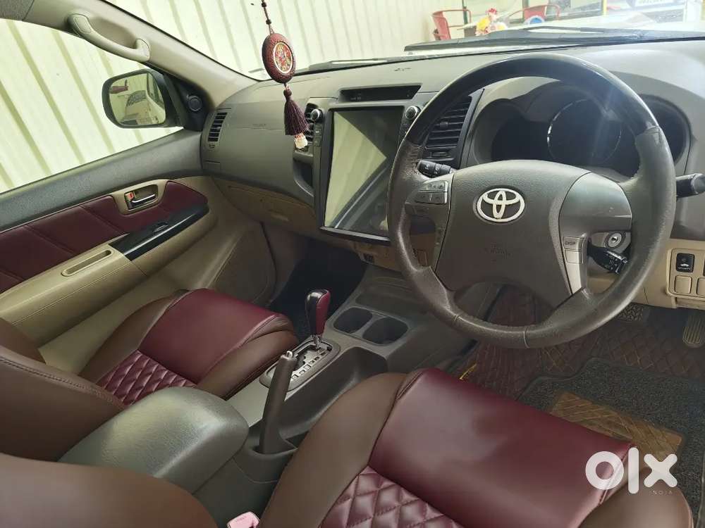 Toyota Fortuner 2014 Diesel 98000 Km Driven