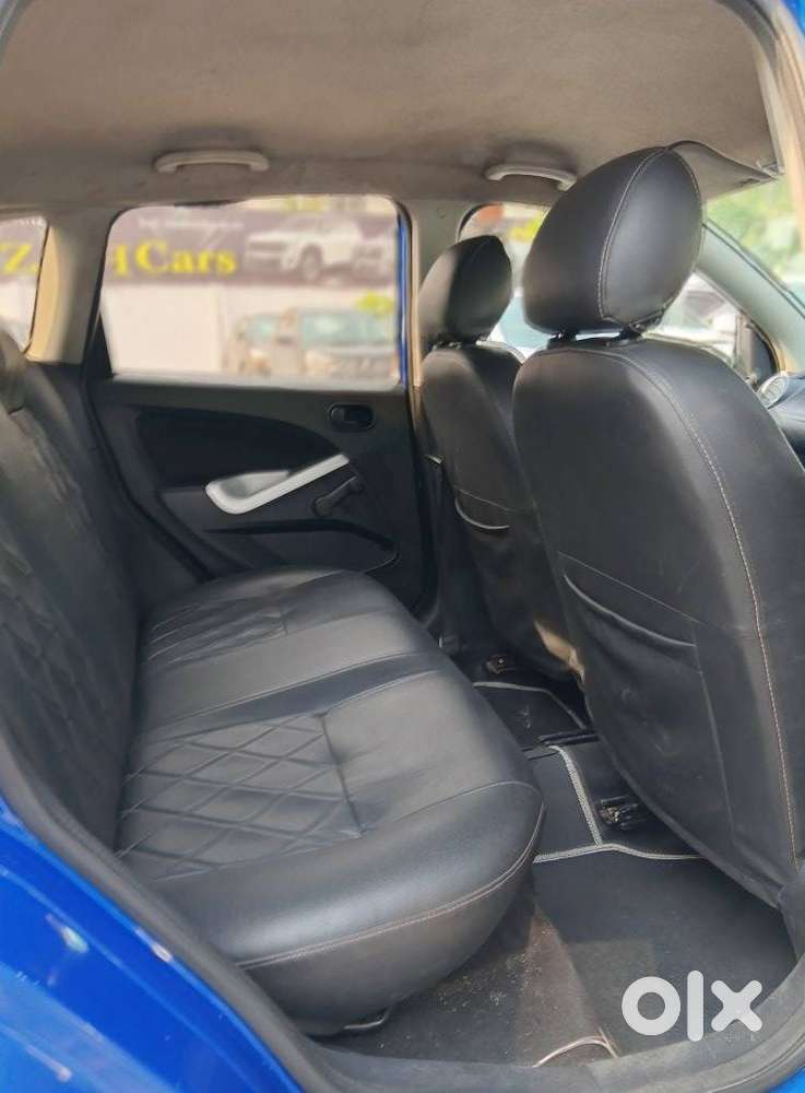 Ford Figo 2012-2015 Petrol Zxi, 2013, Petrol