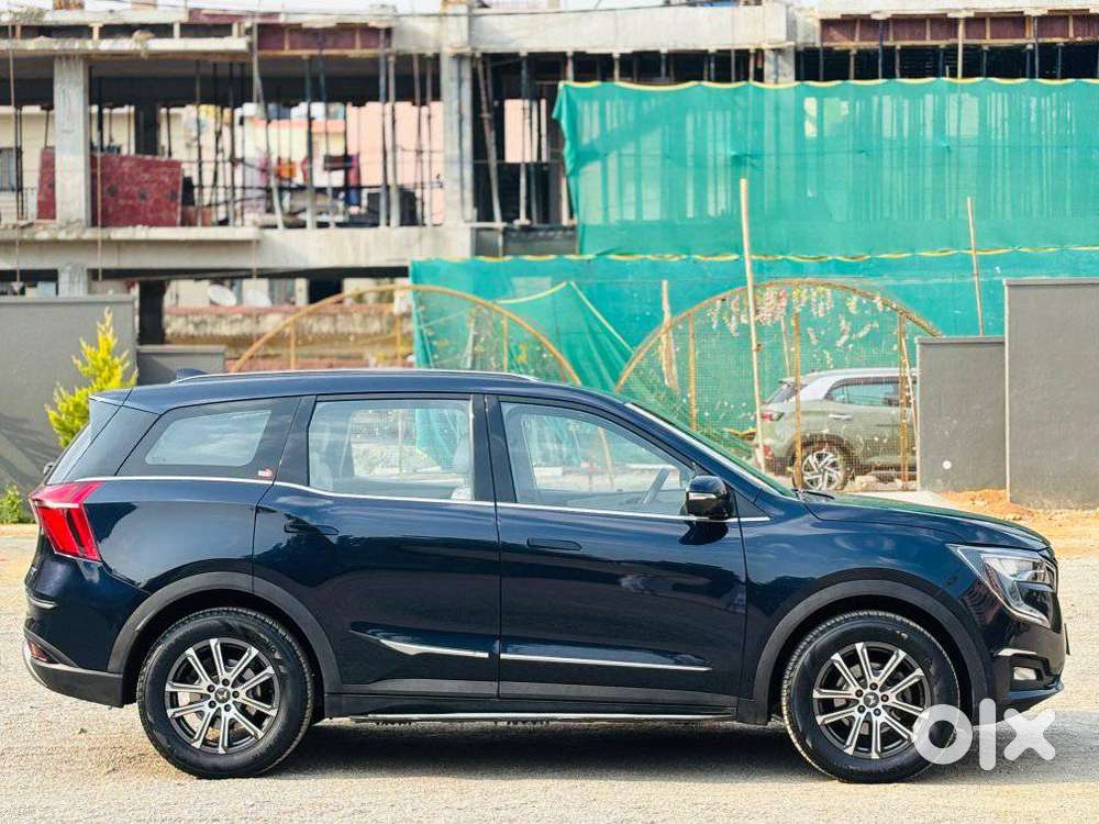 Mahindra Xuv700 2.0 Ax 7 Petrol At Str, 2021, Petrol