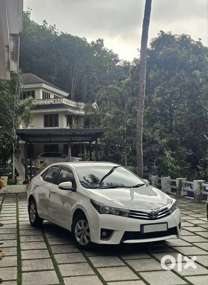 Toyota Corolla Altis 2015 Diesel 119000 Km Driven Manual