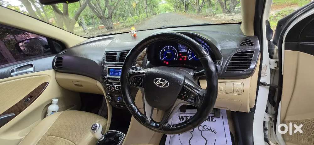 Hyundai Verna 2015 Model