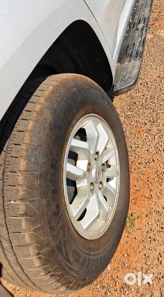 Manindra Tuv300 T8 2017 Diesel – Good Condition And Well Maintained