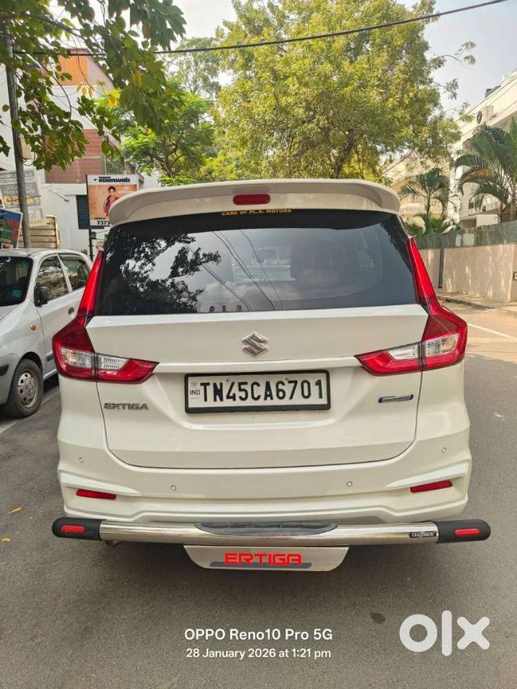 Maruti Suzuki Ertiga Vxi At Petrol, 2022, Petrol