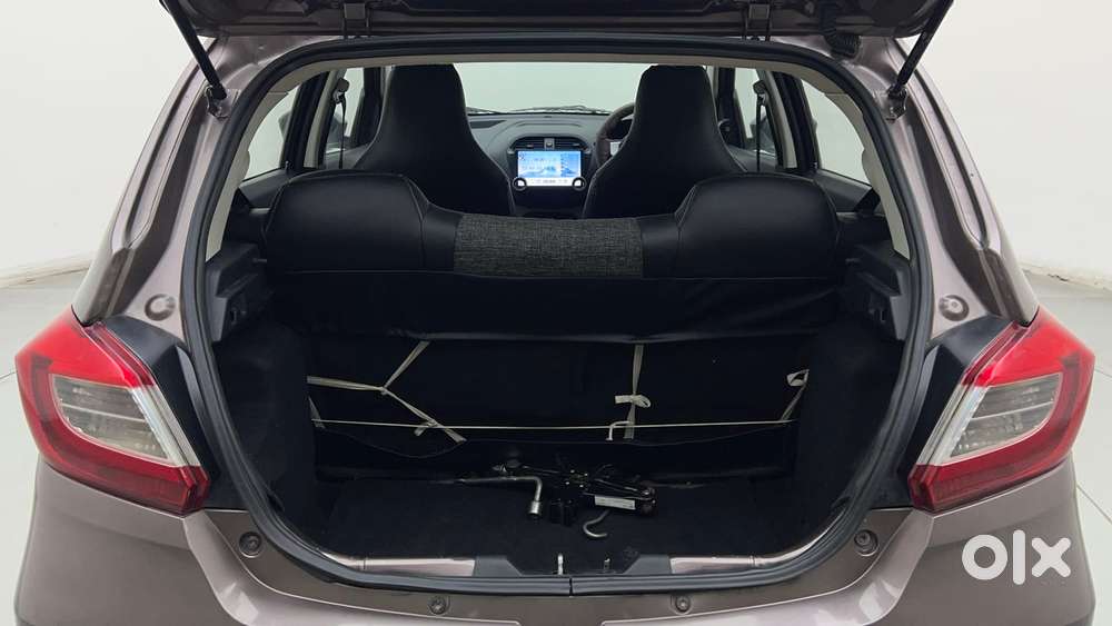 Tata Tiago 1.2 Revotron Xt, 2017, Petrol