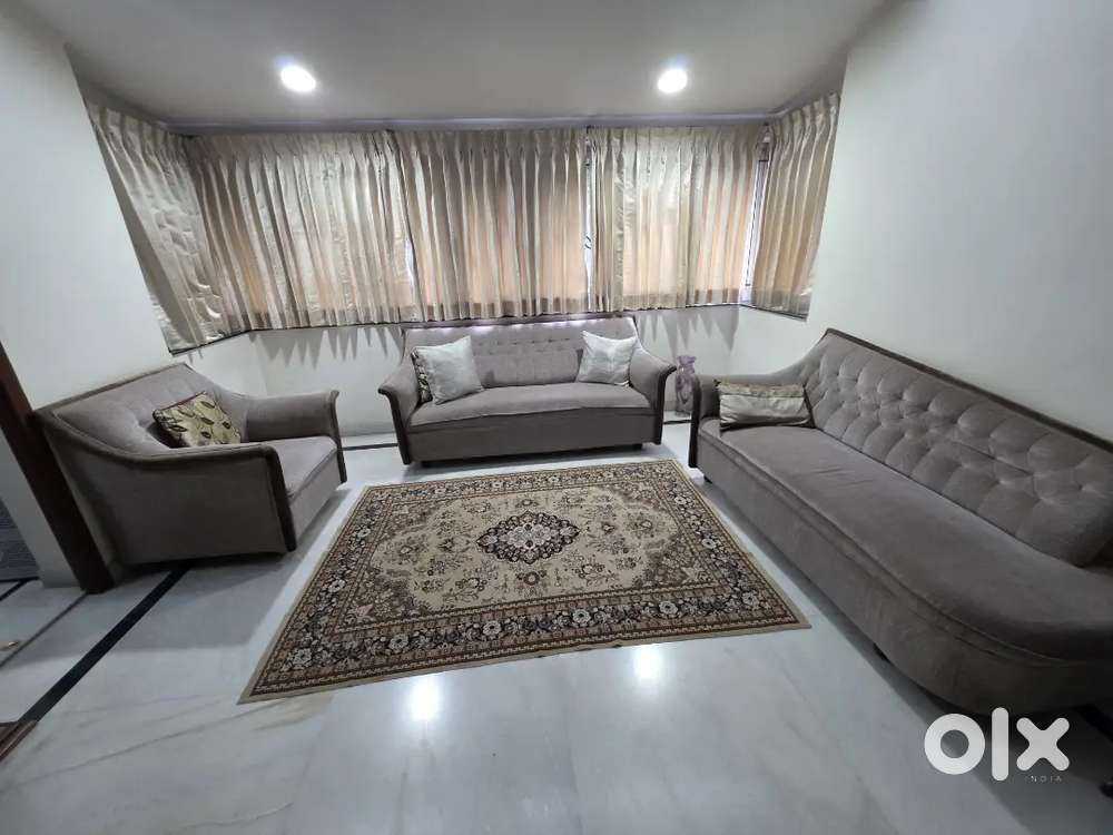 7 seater Sofa