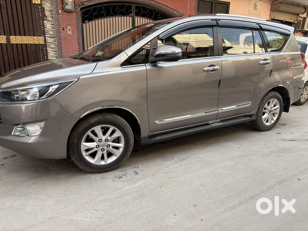 Toyota Innova Crysta 2.4 Gx Limited Edition At 7 Str, 2020, Diesel