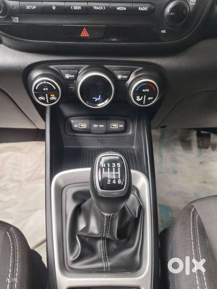 Hyundai Venue 1.0 Sx (o) Turbo Imt, 2022, Petrol