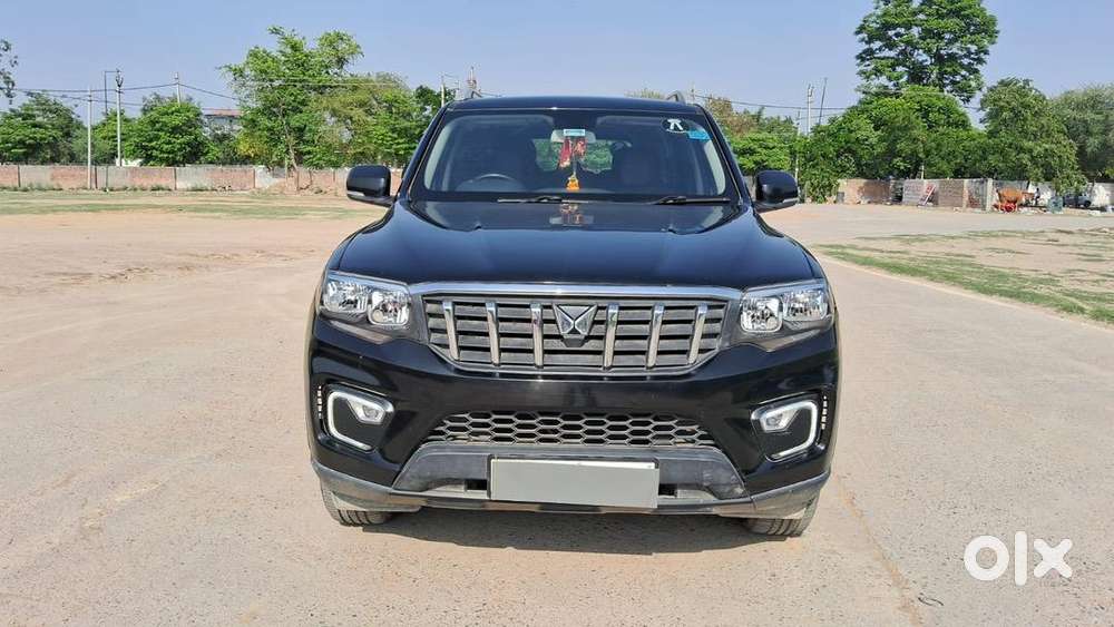 Mahindra Petrol Manual 2025 Car