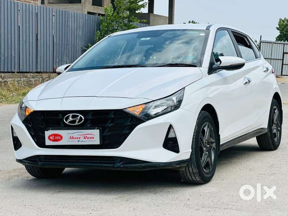 Hyundai I20 Sportz 1.2 Mt, 2023, Petrol