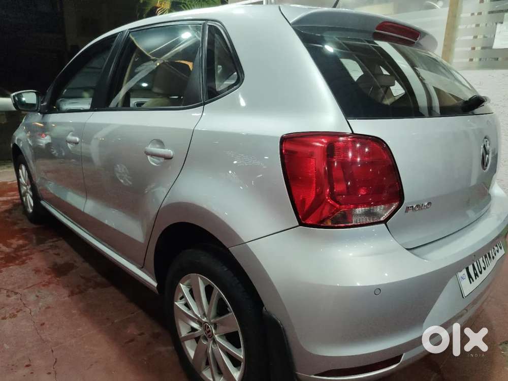 Volkswagen Polo Petrol Highline 1.2l, 2015, Petrol