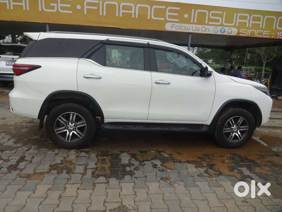 Toyota Fortuner 3.0 4x2 Mt, 2023, Diesel