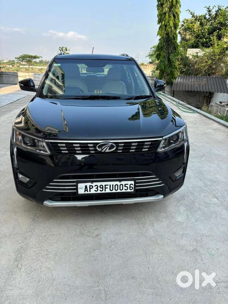 Mahindra Xuv300 2020 Diesel Well Maintained