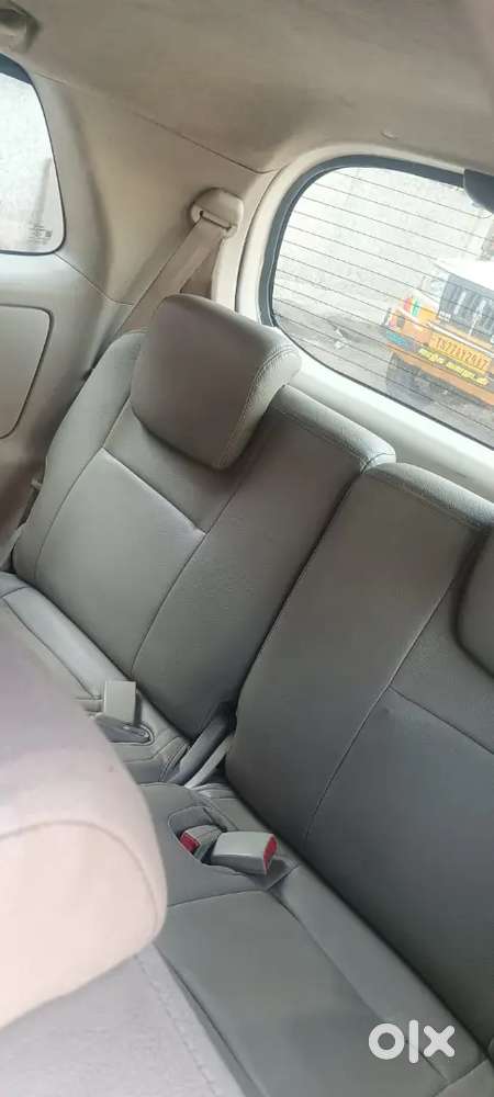Toyota Innova 2013
