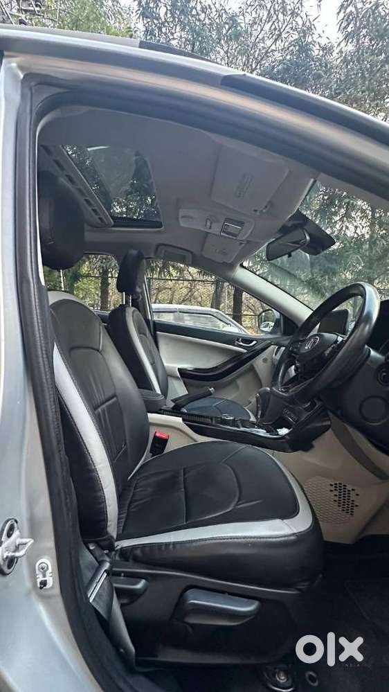 Tata Nexon 1.2 Revotron Xza Plus (o) Amt, 2021, Petrol