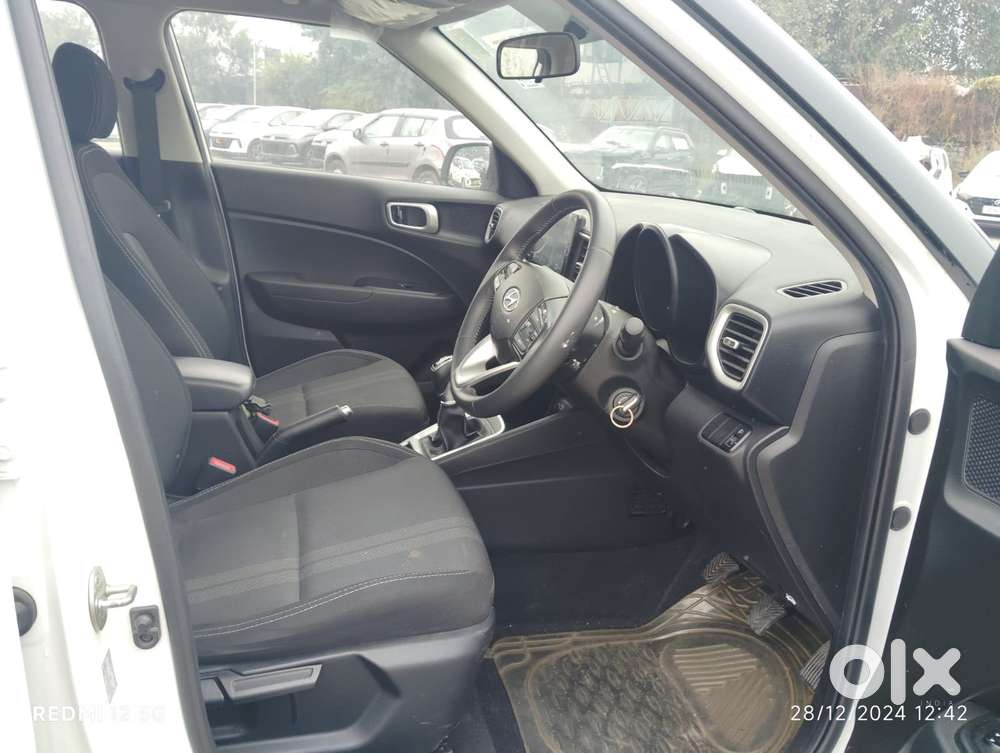 Hyundai Venue 1.0l Turbo Gdi Sx Mt, 2022, Petrol