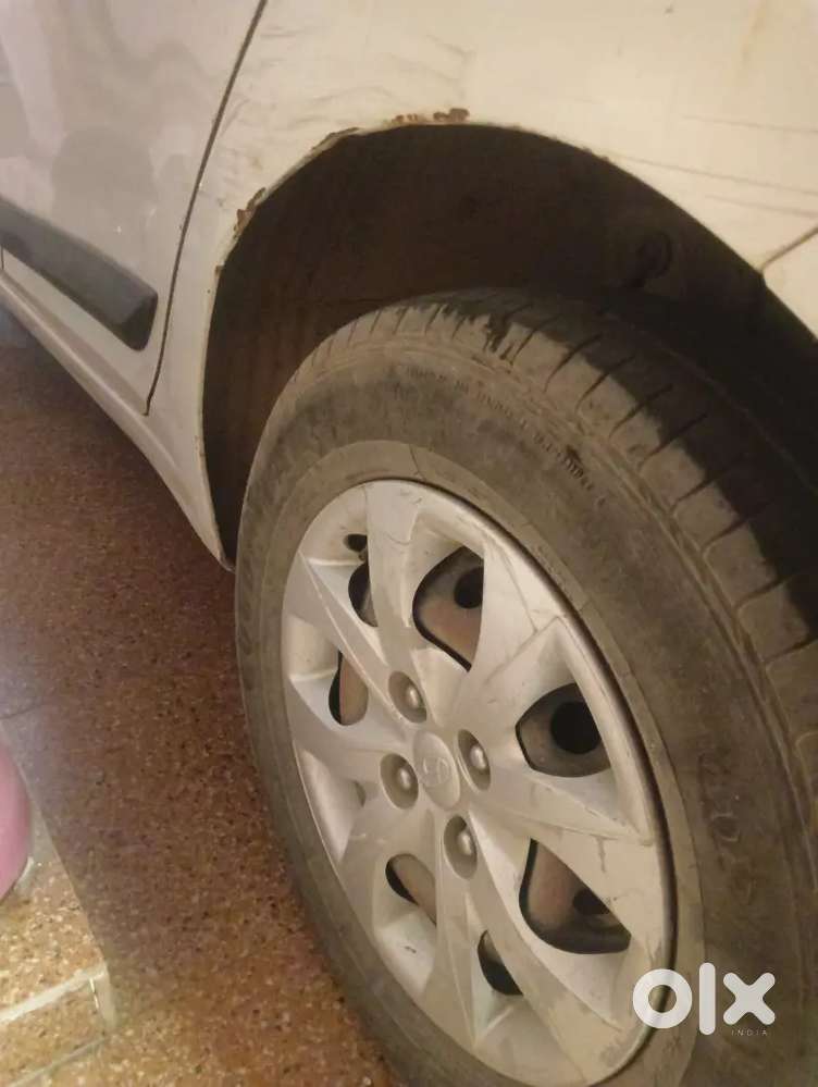 White I20 Sportz