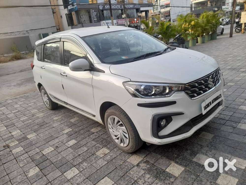 Maruti Suzuki Ertiga Vxi (o) Cng, 2024, Petrol