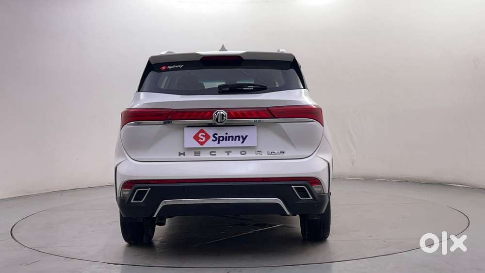 MG Hector Plus Sharp Pro 2.0 Turbo Diesel 6 STR, 2023, Diesel