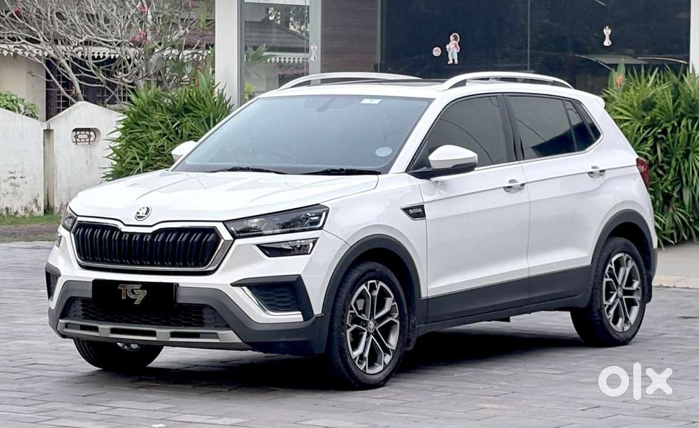 Skoda Kushaq 1.0 Tsi Style At, 2023, Petrol