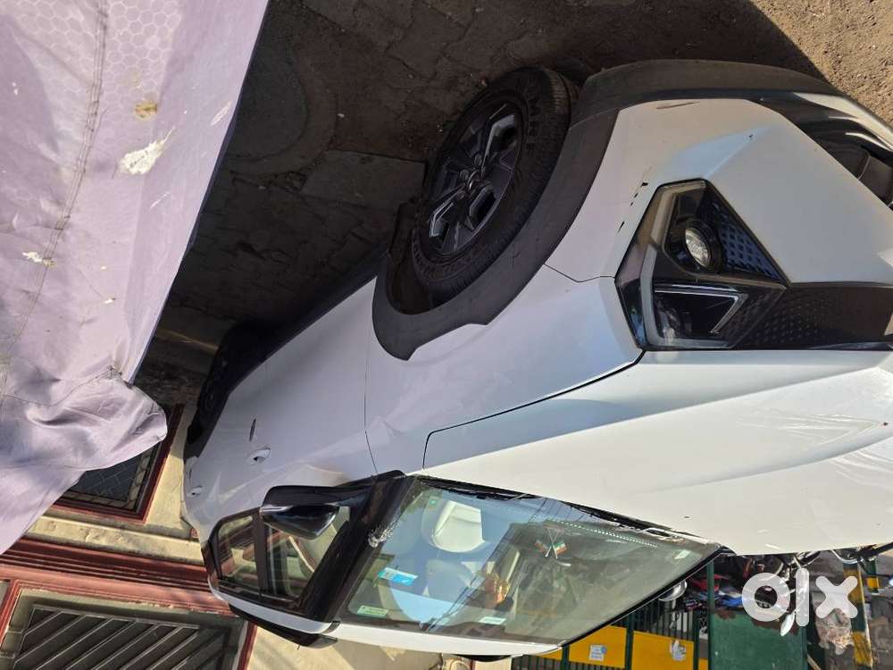 Mahindra 3xo Mx3 Pro Diesel, 7.5k Driven