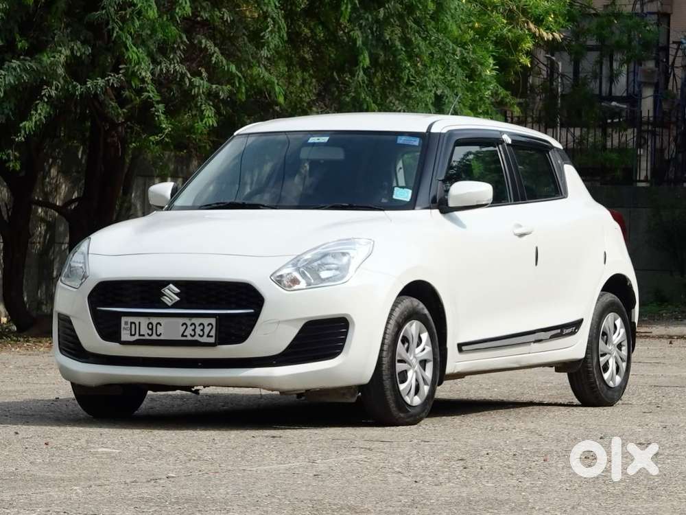 Maruti Suzuki Swift Vxi + Manual, 2022, Petrol