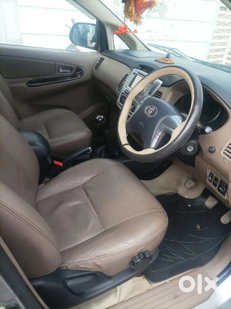 Toyota Innova 2015 Diesel Well Maintained