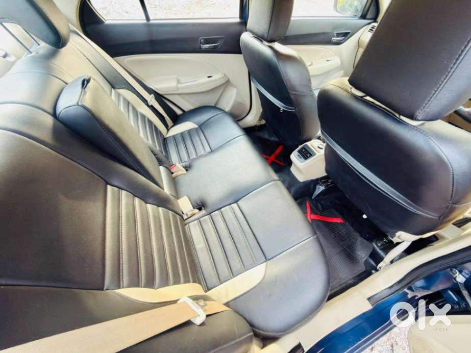 Maruti Suzuki Dzire Vxi Ags, 2022, Petrol