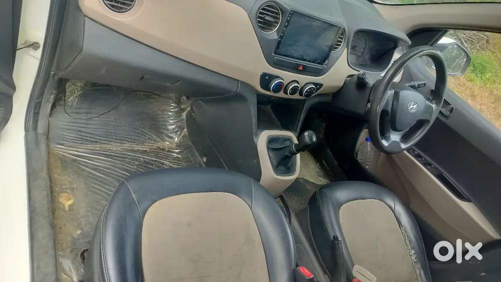 Hyundai Grand I10 2015 Year