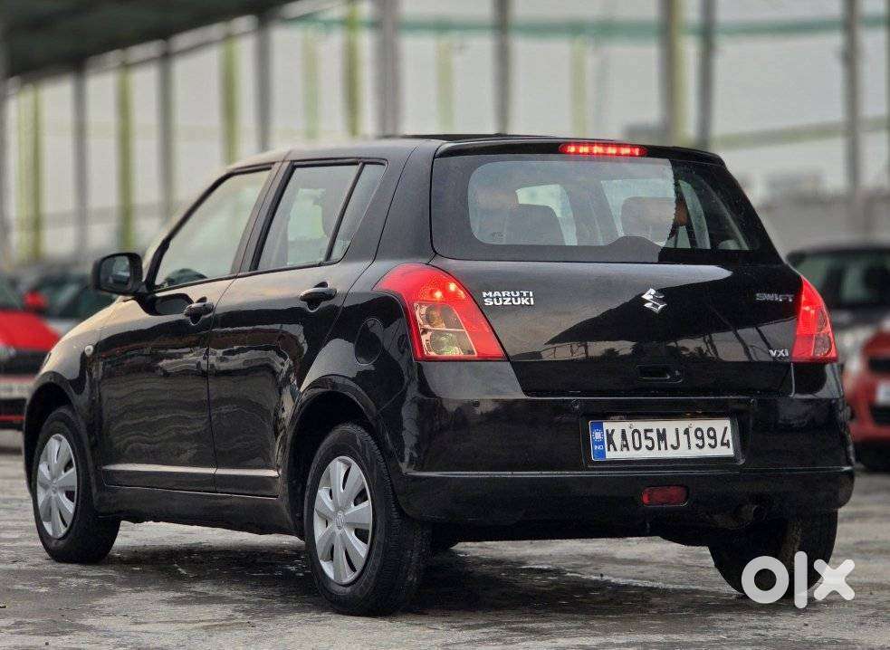 Maruti Suzuki Swift Vxi + Manual, 2010, Petrol
