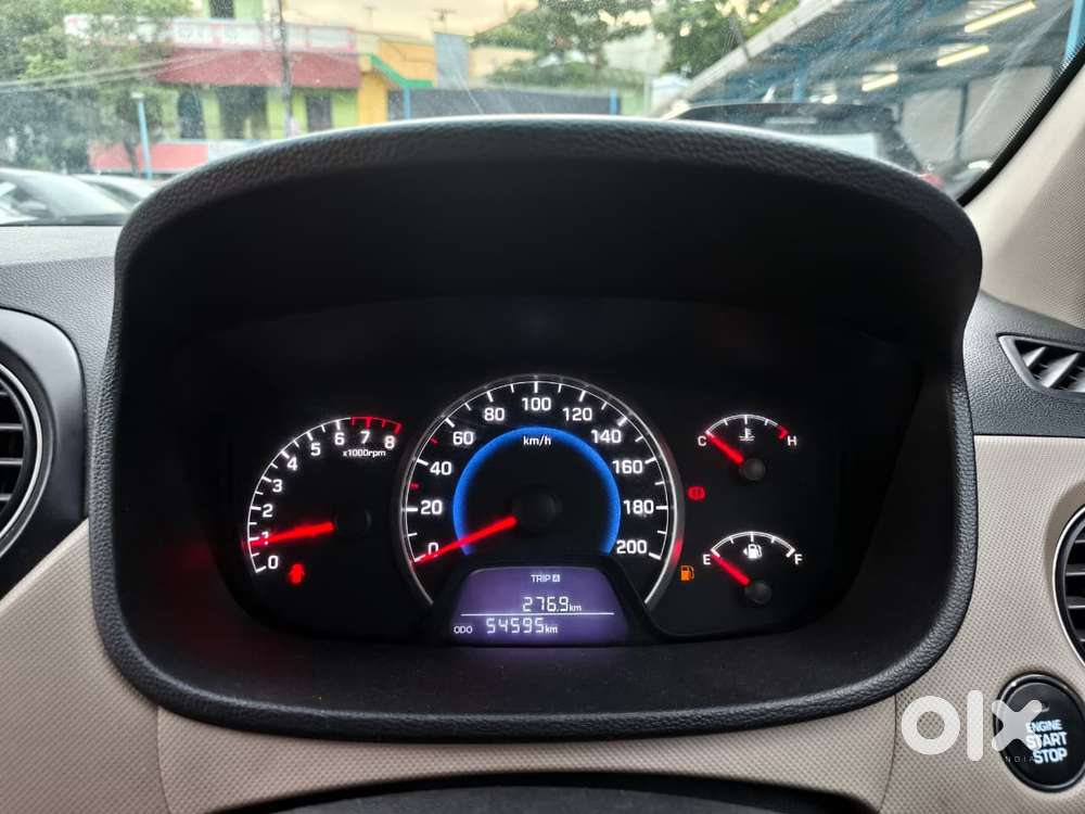 Hyundai Grand I10 Sportz, 2014, Petrol