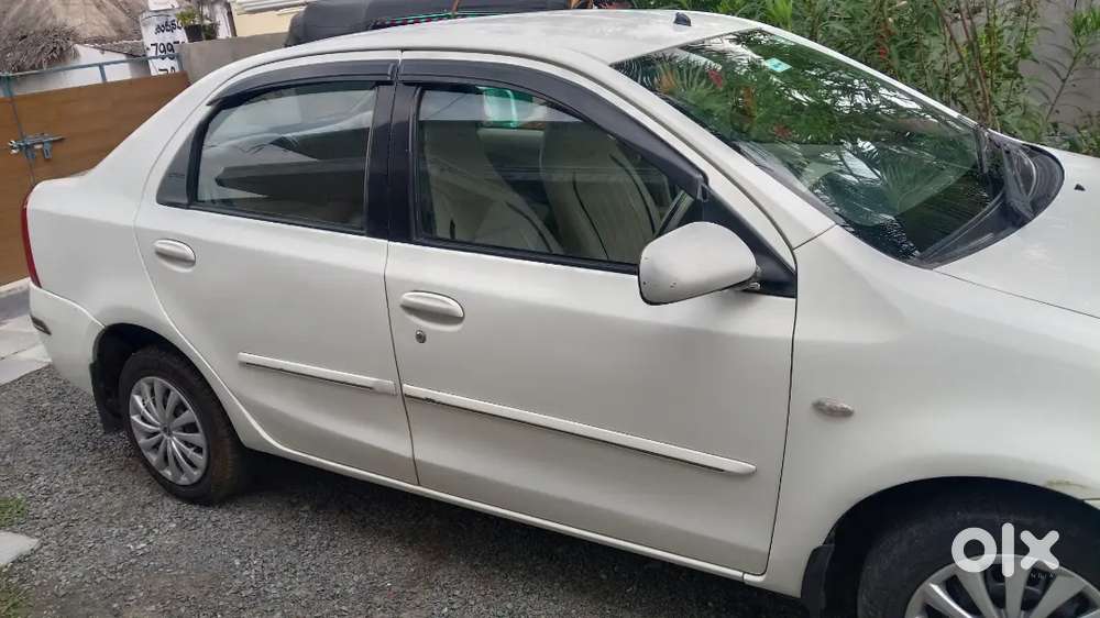 Toyota Etios 2012 Diesel 150000 Km Driven