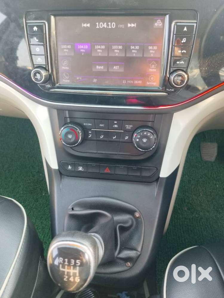 Mahindra Marazzo M6 8str, 2019, Diesel