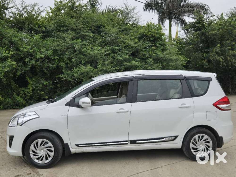 Maruti Suzuki Ertiga Vxi Abs, 2013, Cng & Hybrids