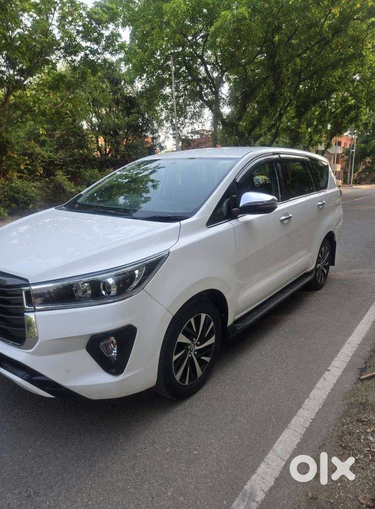 Toyota Innova Crysta Zx 2.4 Diesel 7 Seater, 2022, Diesel