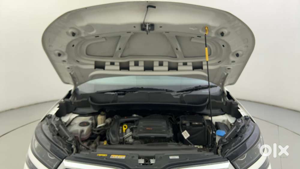 Skoda Kushaq Style 1.0l Tsi Mt, 2024, Petrol